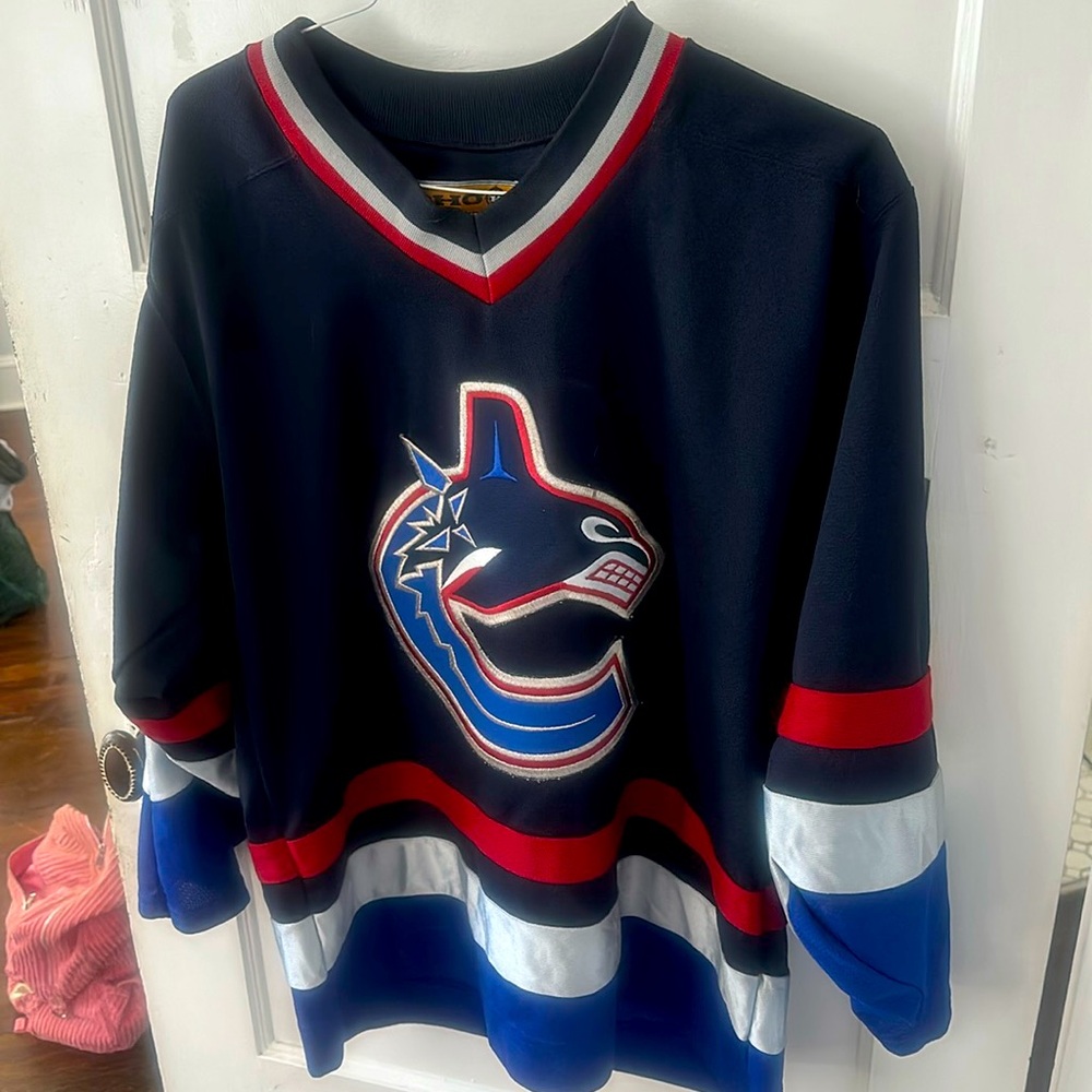 Bootleg Canucks Hockey Jersey